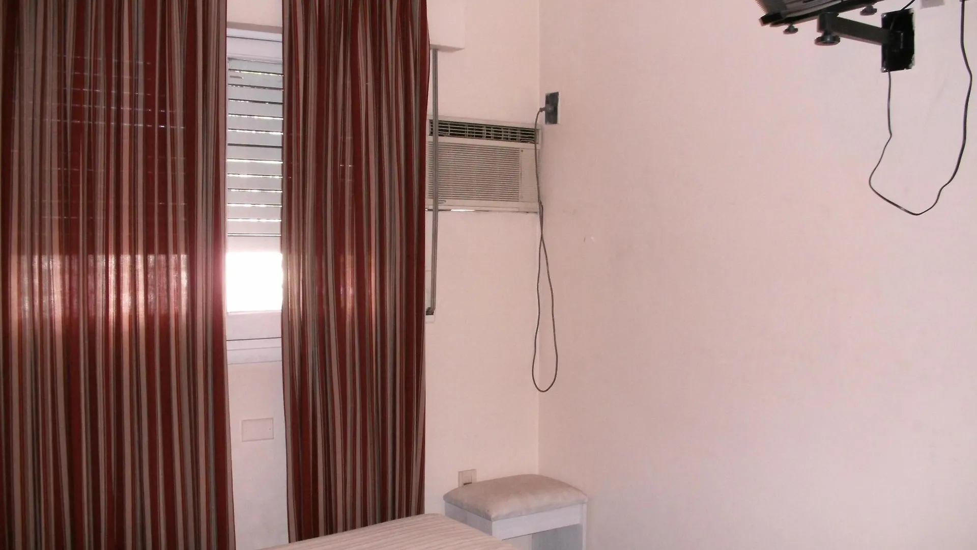 Hotel Cristal ميندوزا