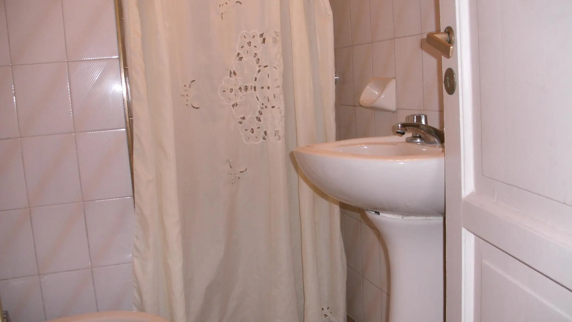 Hotel Cristal ميندوزا 0*,  الأرجنتين