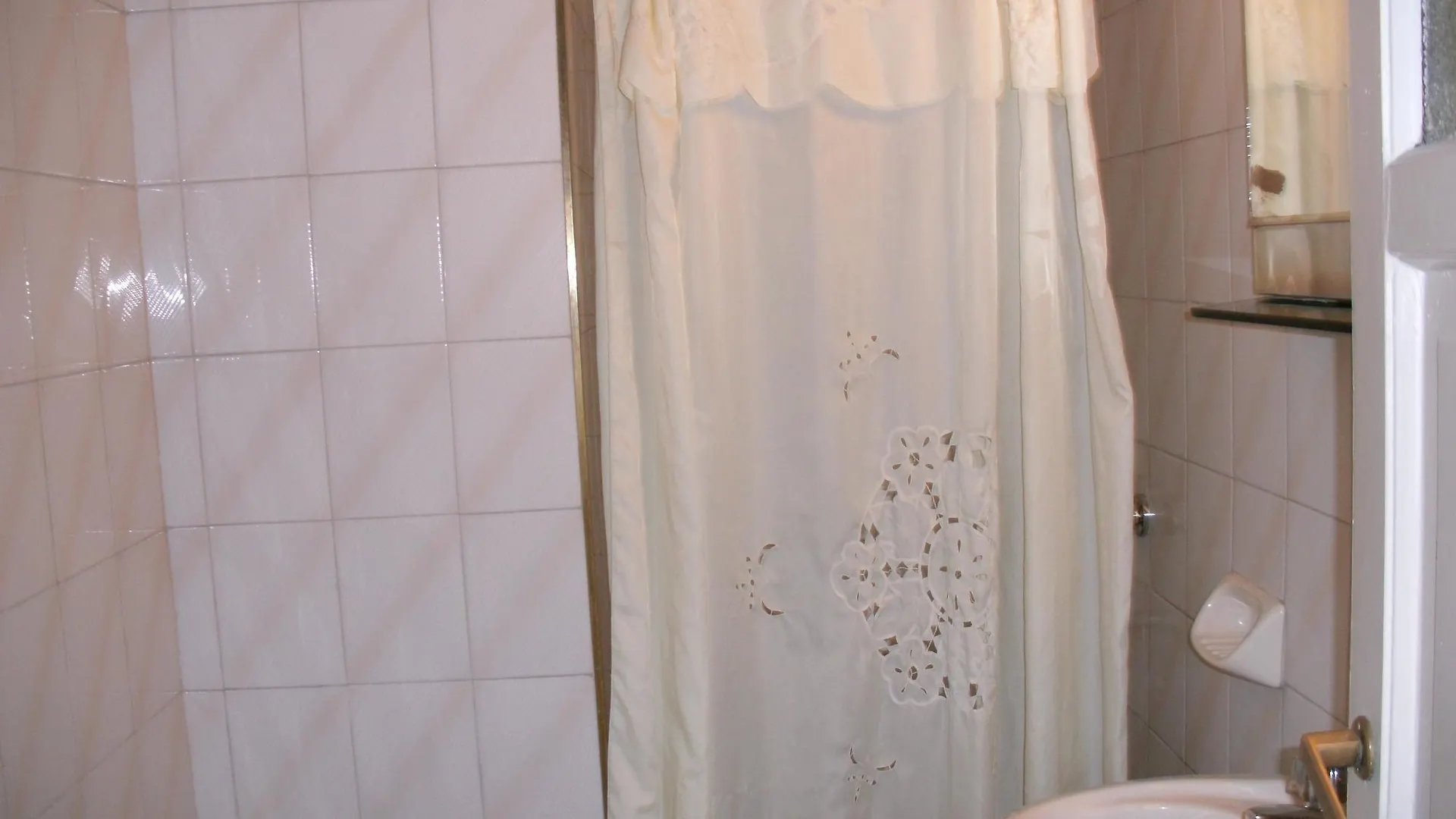 Hotel Cristal ميندوزا 0*,
